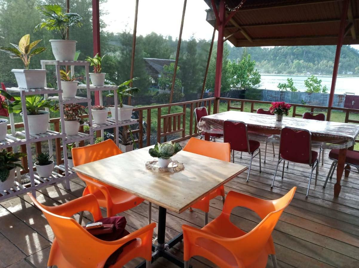 Pondok Oma Lasikin Bagian luar foto